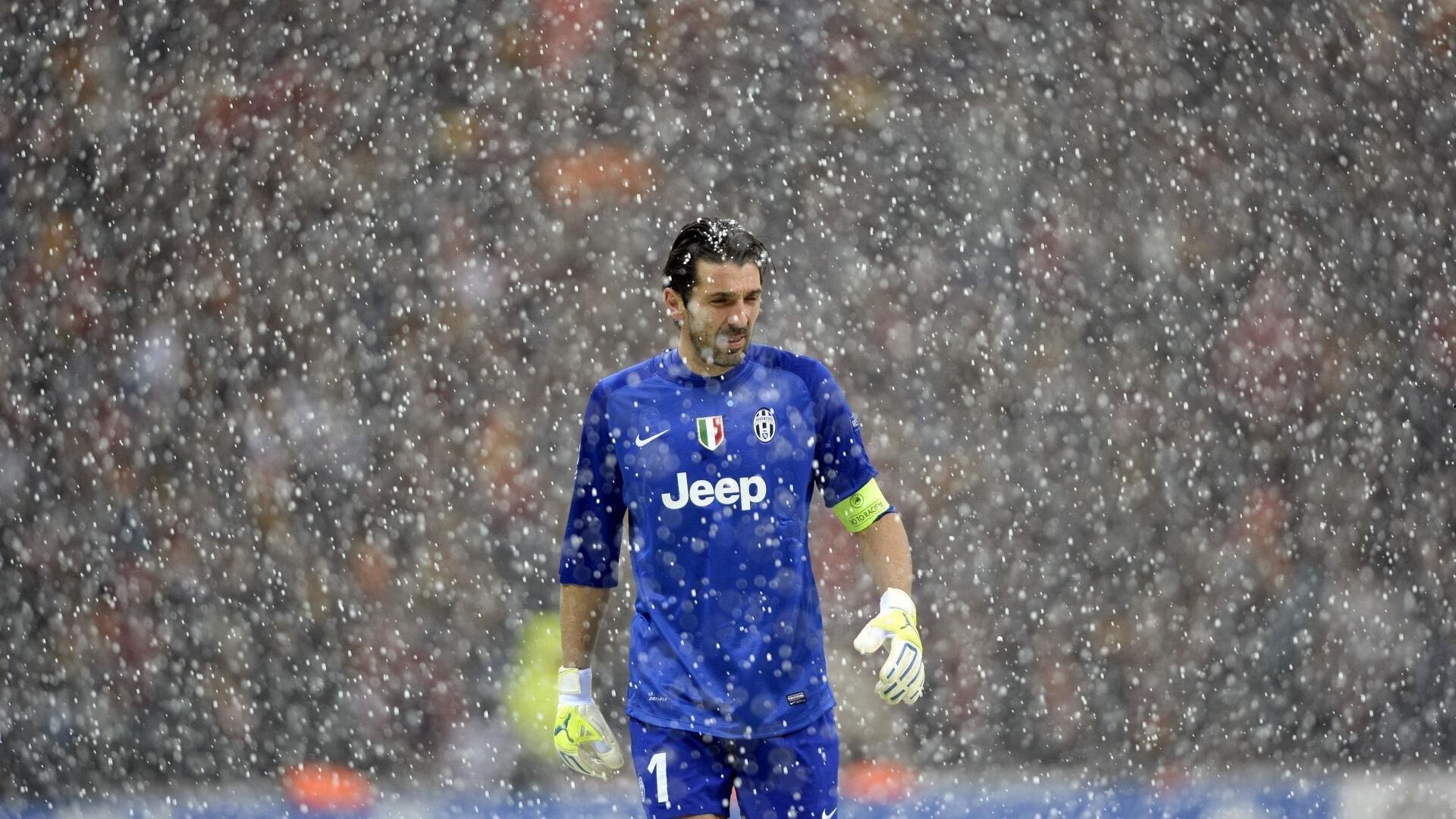 布莱顿重磅官宣，格罗斯以150万欧元重返英超，幕后故事引关注